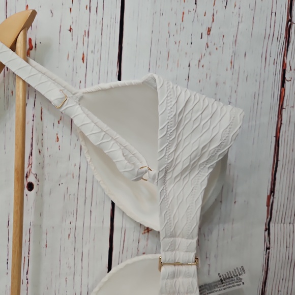 NWT Victoria Secret Push Up Bikini Top 32DD - Picture 9 of 15